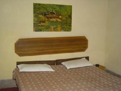 Gaurav Guest House Mathura Buitenkant foto